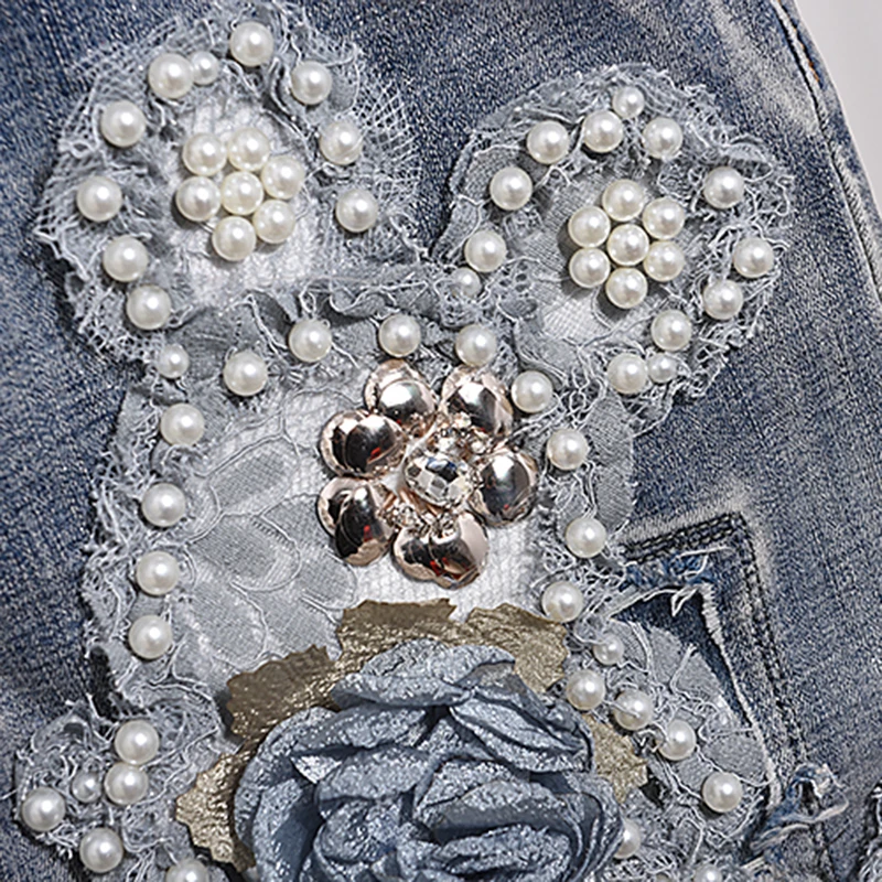 2019 New Fashion Women Suit Set Flower Embroidery Denim Vest Suit Two Piece Set Denim Vest and Hole Jeans Suit Women Pants Set
2019 New Fashion Women Suit Set Flower Embroidery Denim Vest Suit Two Piece Set Denim Vest and Hole Jeans Suit Women Pants Set
