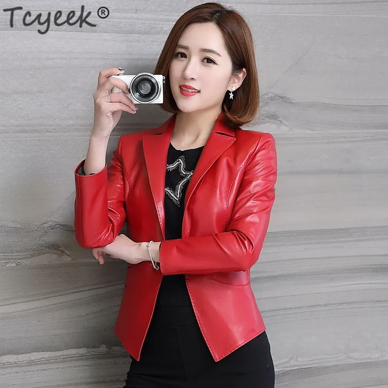Tcyeek Genuine Leather Jackets Women Montone Natural Sheepskin Coat Female Slim Short Outwear Spring Autumn Clothes 2020 LWL1433
Tcyeek Genuine Leather Jackets Women Montone Natural Sheepskin Coat Female Slim Short Outwear Spring Autumn Clothes 2020 LWL1433