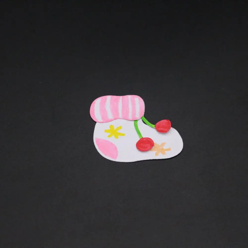 AZSG Cute little feet Cutting Dies For DIY Scrapbooking Decorative Card making Craft Fun Decoration 8.9*5.6cm
AZSG Cute little feet Cutting Dies For DIY Scrapbooking Decorative Card making Craft Fun Decoration 8.9*5.6cm
