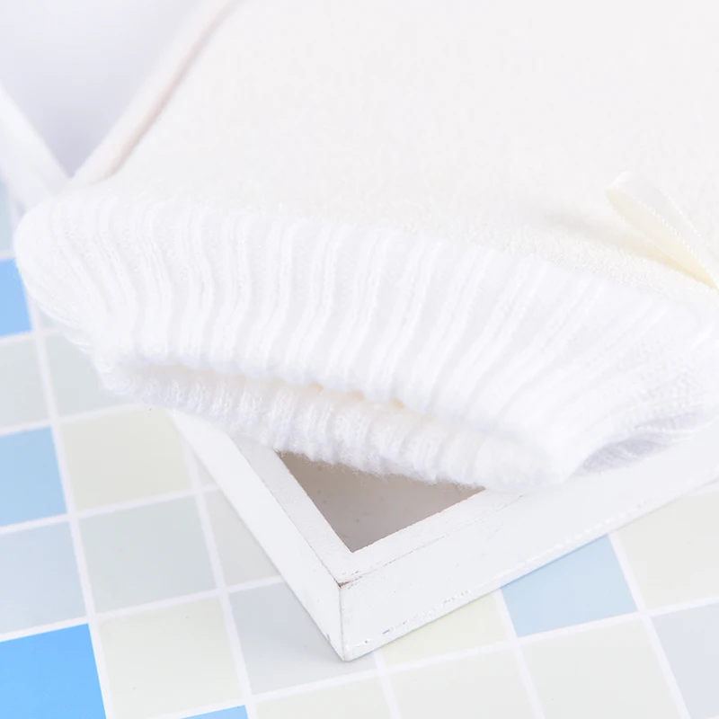 Magic Peeling Glove Exfoliating Tan Removal Bath Tools Natural loofah interior fibrous Shower Bath
Magic Peeling Glove Exfoliating Tan Removal Bath Tools Natural loofah interior fibrous Shower Bath