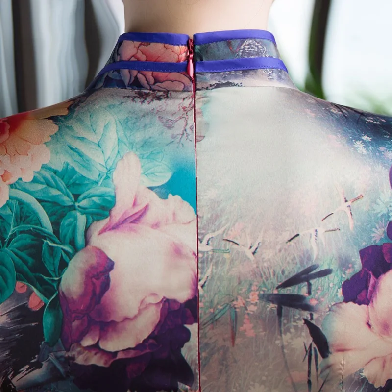 Sexy Long Cheongsam 2019 Summer Vintage Chinese style Dress Fashion Womens Rayon Qipao Slim Party Dresses Button Vestido
Sexy Long Cheongsam 2019 Summer Vintage Chinese style Dress Fashion Womens Rayon Qipao Slim Party Dresses Button Vestido