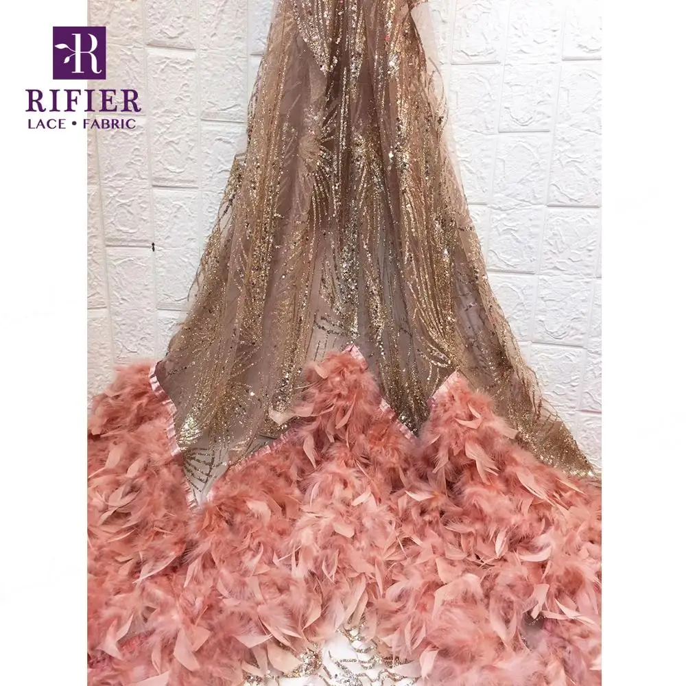 New Fashion 3D Flower Applique Sequined Lace French 2019 Sequins 3D Feather Tulle Prom Elegent Lady Dresses Mesh Lace Material
New Fashion 3D Flower Applique Sequined Lace French 2019 Sequins 3D Feather Tulle Prom Elegent Lady Dresses Mesh Lace Material