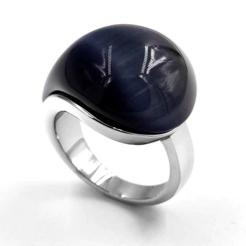 Fashion wide-faced men's and women's stainless steel ring Europe and the United States explosions personality titanium
Fashion wide-faced men's and women's stainless steel ring Europe and the United States explosions personality titanium