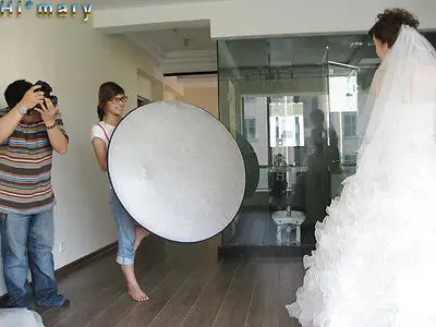 Photography 32" 2 in 1 80cm Photography Light Reflector Disc Panel 2 Color Collapsible Gold And Silver
Photography 32" 2 in 1 80cm Photography Light Reflector Disc Panel 2 Color Collapsible Gold And Silver