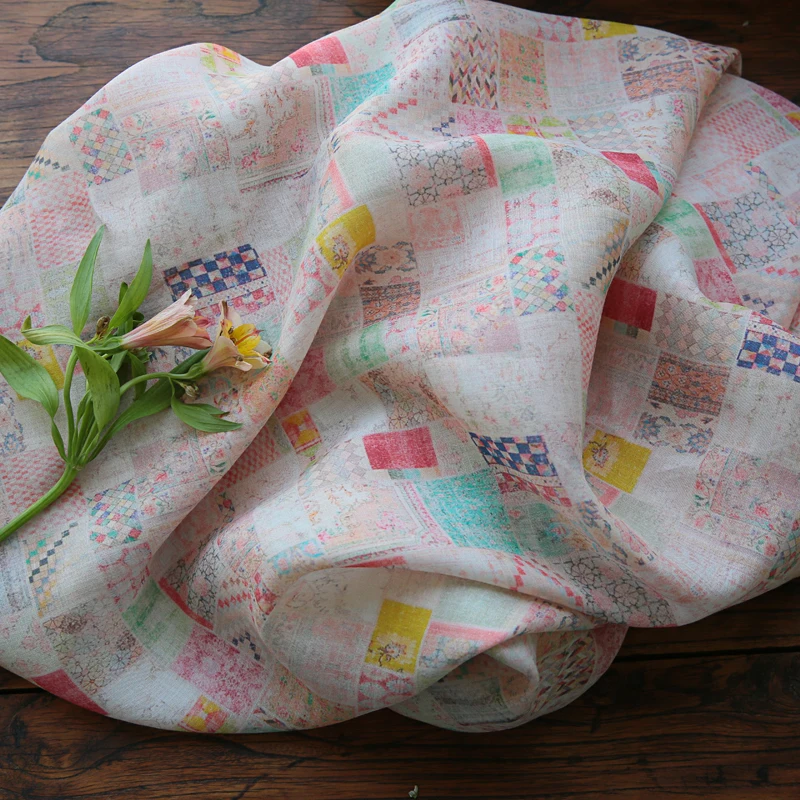 High quality ramie tissu Stitching pink printing fabric High-end summer dress material
High quality ramie tissu Stitching pink printing fabric High-end summer dress material