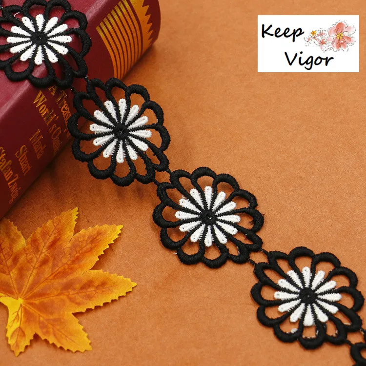 (15 yards/lot)width:4.6cm embroidery lace decoration ribbon DIY webbing garment sewing accessories material wedding party
(15 yards/lot)width:4.6cm embroidery lace decoration ribbon DIY webbing garment sewing accessories material wedding party
