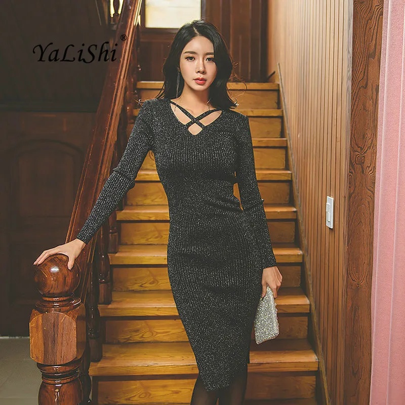 Women Solid Pencil Dress 2018 Autumn Black Long Sleeve V-neck Knee-length Backless Vintage Club Knitting Dress Sexy Wrap Dresses
Women Solid Pencil Dress 2018 Autumn Black Long Sleeve V-neck Knee-length Backless Vintage Club Knitting Dress Sexy Wrap Dresses