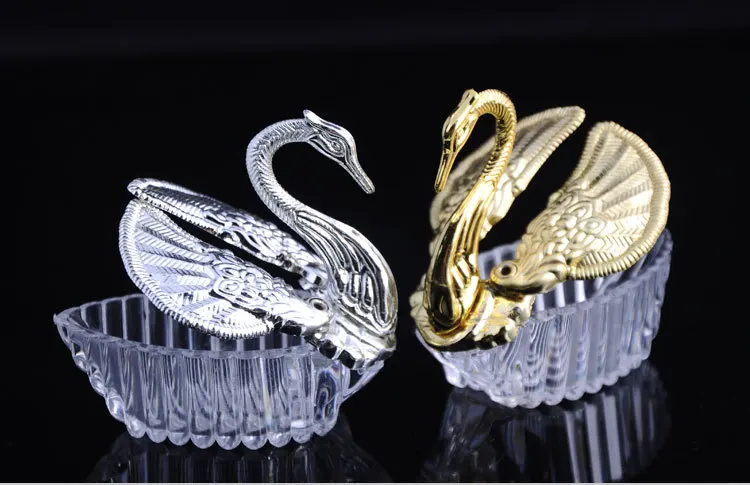 120pcs European Style Food Grade Plastic Swan Shape Candy Box Wedding Gift Box Wedding Favors Holders W9983
120pcs European Style Food Grade Plastic Swan Shape Candy Box Wedding Gift Box Wedding Favors Holders W9983