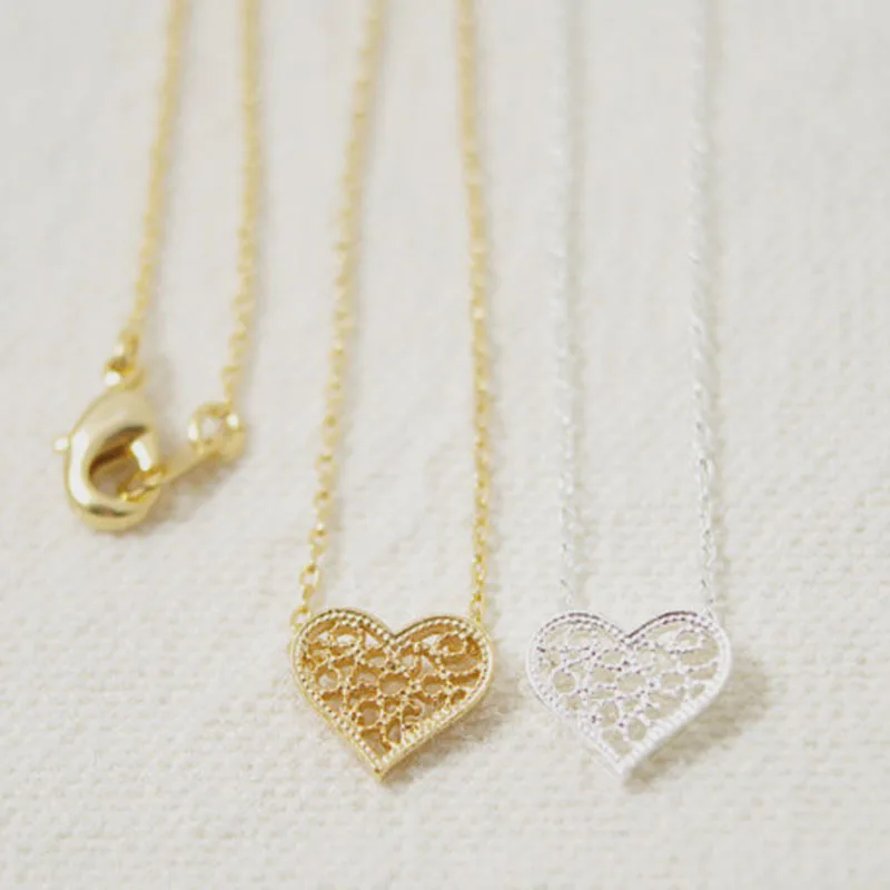 10pcs/Lot Of High End Exquisite Small Silver Gold Hollow Out Open Peach Heart Pendant Necklace Free Shipping Wholesale
10pcs/Lot Of High End Exquisite Small Silver Gold Hollow Out Open Peach Heart Pendant Necklace Free Shipping Wholesale