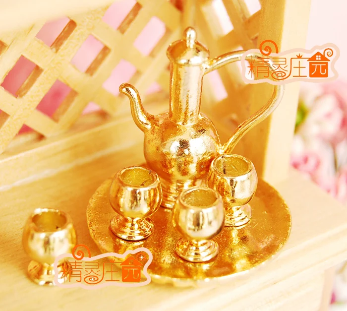G05-X472 children baby gift Toy 1:12 Dollhouse mini Furniture Miniature rement wine cup set gold silver color 1set
G05-X472 children baby gift Toy 1:12 Dollhouse mini Furniture Miniature rement wine cup set gold silver color 1set