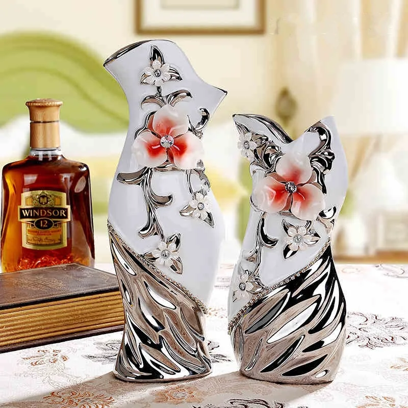 Taobao sells groceries creative ceramic flower floral arrangement living room decoration crafts art small vase
Taobao sells groceries creative ceramic flower floral arrangement living room decoration crafts art small vase