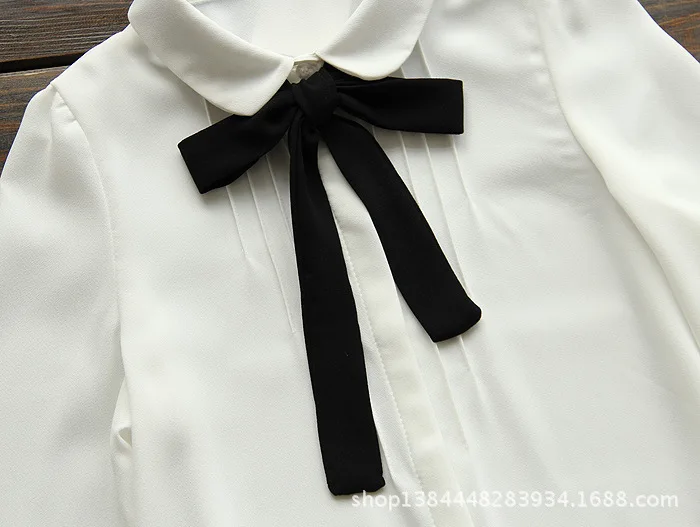 2242 Japan Style women blouse mori girl Doll collar bow Organ pleats College wind Chiffon shirt blouse women Tops
2242 Japan Style women blouse mori girl Doll collar bow Organ pleats College wind Chiffon shirt blouse women Tops