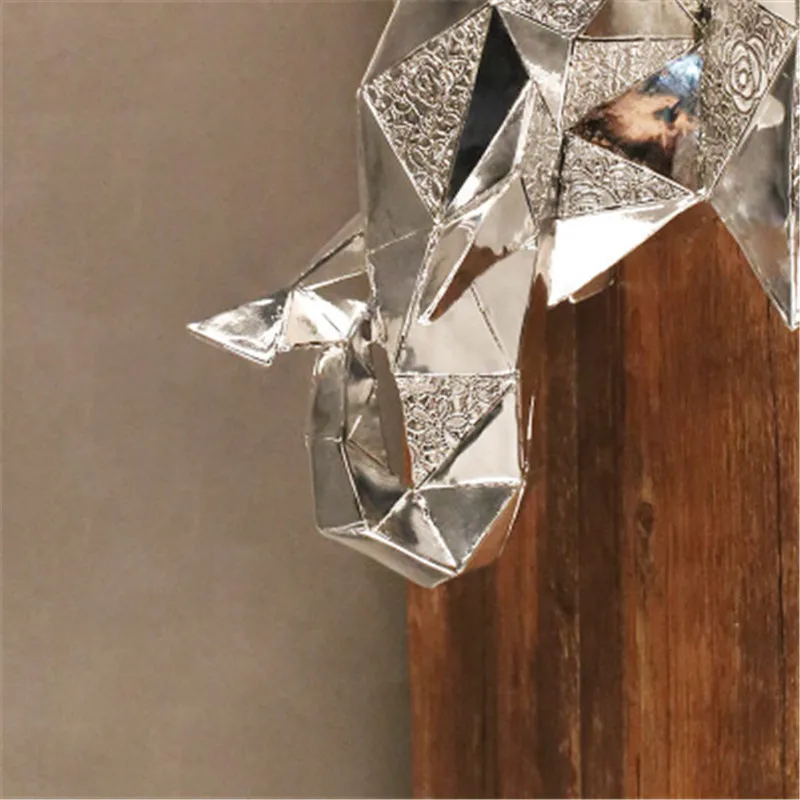 Electroplate Geometry Elephant Head Resin Wall Hangings Craftwork Statue Fashion Living Room Background Wall Pendant X1986
Electroplate Geometry Elephant Head Resin Wall Hangings Craftwork Statue Fashion Living Room Background Wall Pendant X1986