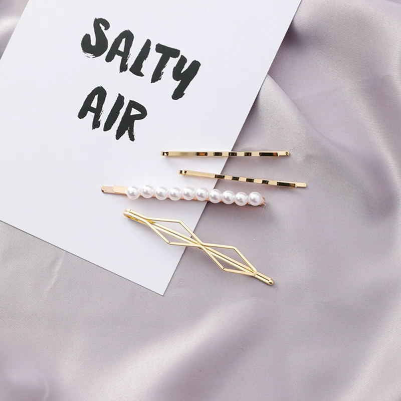 8Seasons New Fashion Hair Clips Gold Color Acrylic Imitation Pearl For Women Wedding 6.5cm(2 4/8") x 2.8cm(1 1/8"), 1 Piece
8Seasons New Fashion Hair Clips Gold Color Acrylic Imitation Pearl For Women Wedding 6.5cm(2 4/8") x 2.8cm(1 1/8"), 1 Piece