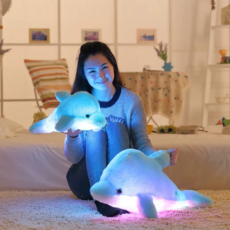 1pcs 45cm Dolphin PLush Luminous Plush Glowing Dolphin Doll Colorful Pillow, Plush Toys, Hot Colorful Doll Kids Children Gifts
1pcs 45cm Dolphin PLush Luminous Plush Glowing Dolphin Doll Colorful Pillow, Plush Toys, Hot Colorful Doll Kids Children Gifts