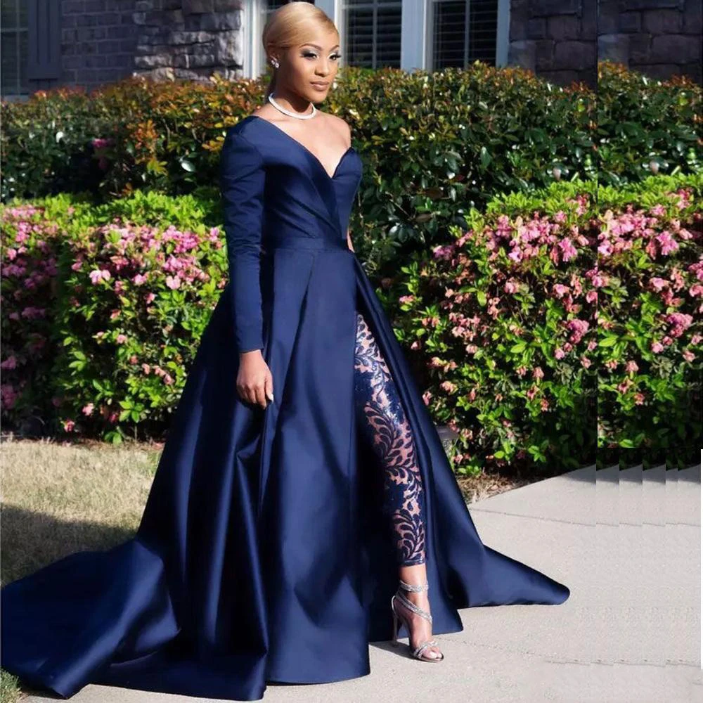 Navy Blue 2018 Evening Gowns Sexy One Shoulder Sleeve Long Prom Gowns Soft Satin Court Train Formal Party Dress NO Trousers
Navy Blue 2018 Evening Gowns Sexy One Shoulder Sleeve Long Prom Gowns Soft Satin Court Train Formal Party Dress NO Trousers