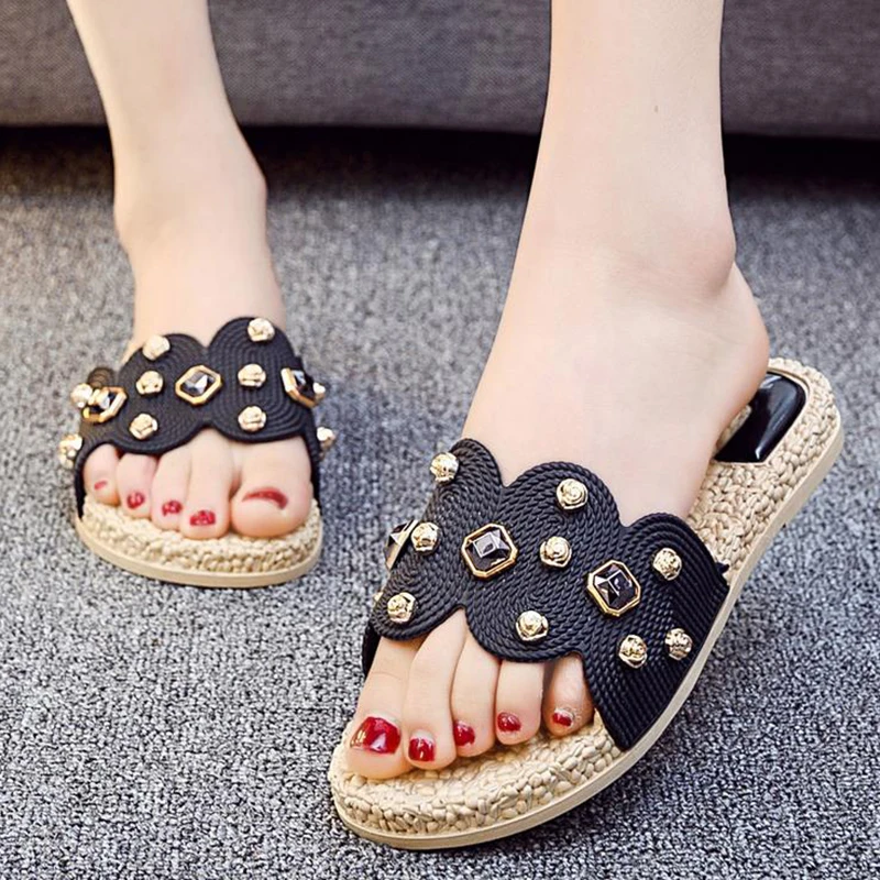2019 Fashion Crystal Flat with Women Beach Slippers Flip Flops Home Outside New Summer Flat Sandals Slip On Slides Shoes XL383
2019 Fashion Crystal Flat with Women Beach Slippers Flip Flops Home Outside New Summer Flat Sandals Slip On Slides Shoes XL383