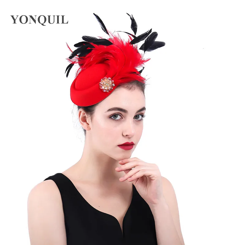 Ladies Elegant Party Wool Felt Chapeau Cap Fancy Feather Fascinator Hat Occasion Women Wedding Fashion New Headpiece Hair Clip
Ladies Elegant Party Wool Felt Chapeau Cap Fancy Feather Fascinator Hat Occasion Women Wedding Fashion New Headpiece Hair Clip