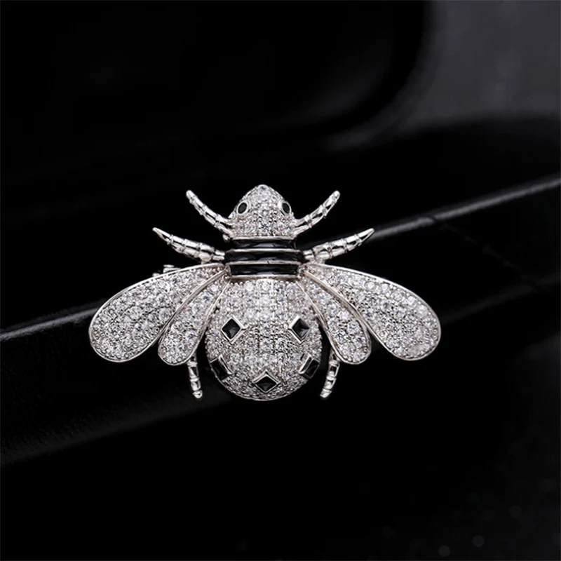 Donia Jewelry Fashion Korean Bee Brooch Copper Micro Inlay AAA Zircon Premium Cute Bee Cartoon Brooch Pin Clothing
Donia Jewelry Fashion Korean Bee Brooch Copper Micro Inlay AAA Zircon Premium Cute Bee Cartoon Brooch Pin Clothing