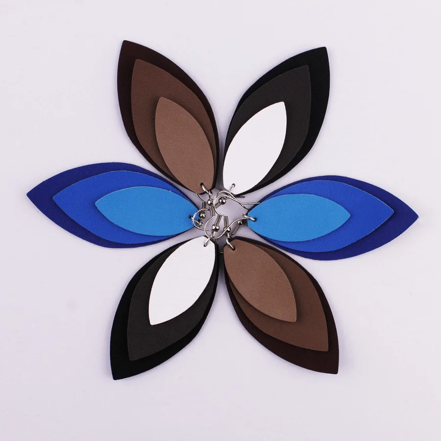 3 Layers Gradual Stacked Cut Out Leather Leaves Drop Earrings for Women Layering Geometry Leather Leaf Ear Drops Earrings
3 Layers Gradual Stacked Cut Out Leather Leaves Drop Earrings for Women Layering Geometry Leather Leaf Ear Drops Earrings