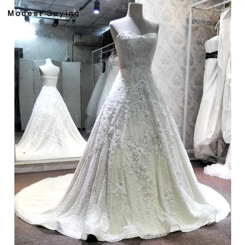 New Champagne and Ivory Ball Gown Wedding Dresses 2018 with Sequins Bridal Gowns with Applique Flowers Formal vestidos de noiva
New Champagne and Ivory Ball Gown Wedding Dresses 2018 with Sequins Bridal Gowns with Applique Flowers Formal vestidos de noiva