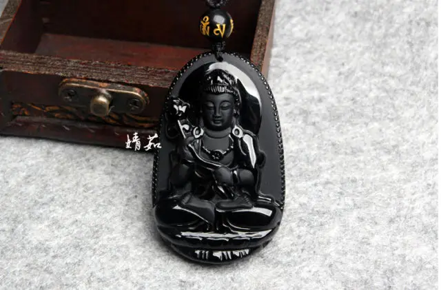 Elaborate Chinese collection Obsidian Great Avalokitesvara Buddha Auspicious Amulet Pendant
Elaborate Chinese collection Obsidian Great Avalokitesvara Buddha Auspicious Amulet Pendant