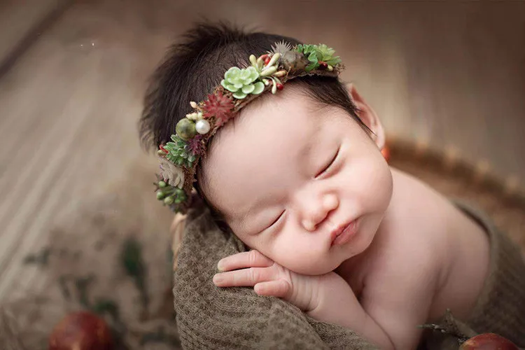 Newborn photography props baby headband graland crown forest plants decorated headflower baby photo
Newborn photography props baby headband graland crown forest plants decorated headflower baby photo