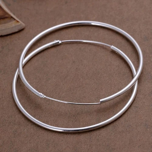 12 Pairs 2016 New ArrivalWomens Silver Plated Round Hoop Earring Fashion Jewelry with a Classic Design
12 Pairs 2016 New ArrivalWomens Silver Plated Round Hoop Earring Fashion Jewelry with a Classic Design