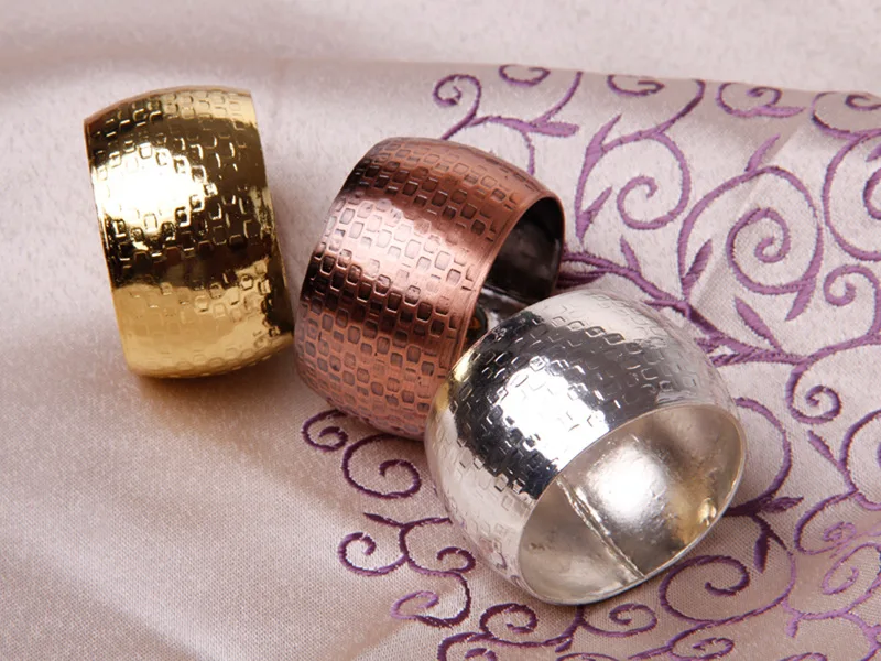12pcs/lot new hotel model room drum-shaped metal napkin buckle napkin rings soft loading table decorations silver
12pcs/lot new hotel model room drum-shaped metal napkin buckle napkin rings soft loading table decorations silver
