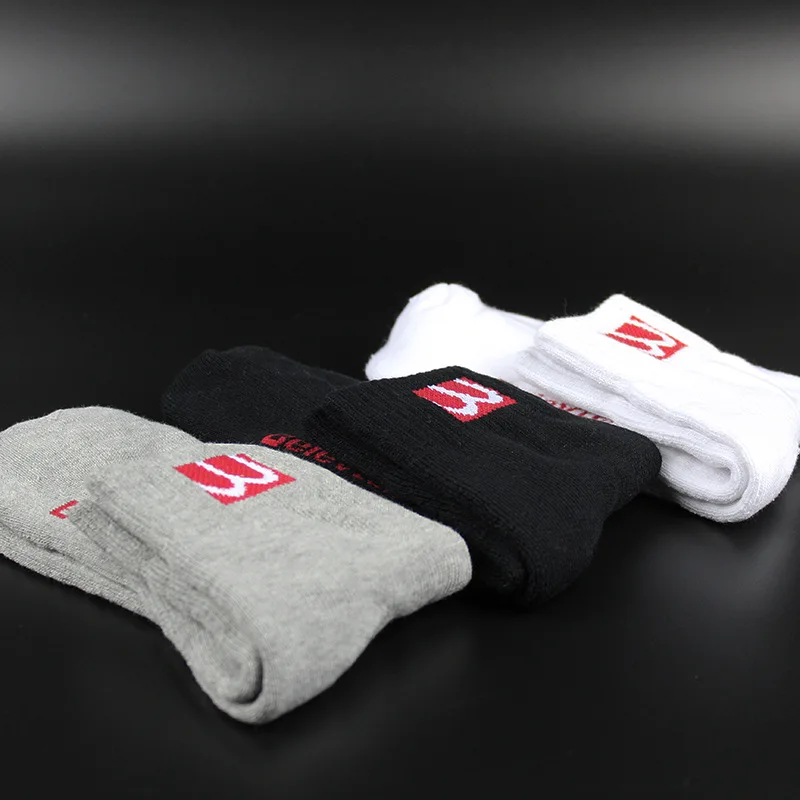 Men Elite Outdoor Sports Running Socks Men Basketball Cycling Socks Compression Socks Cotton Towel Bottom Non-slip Men's socks
Men Elite Outdoor Sports Running Socks Men Basketball Cycling Socks Compression Socks Cotton Towel Bottom Non-slip Men's socks