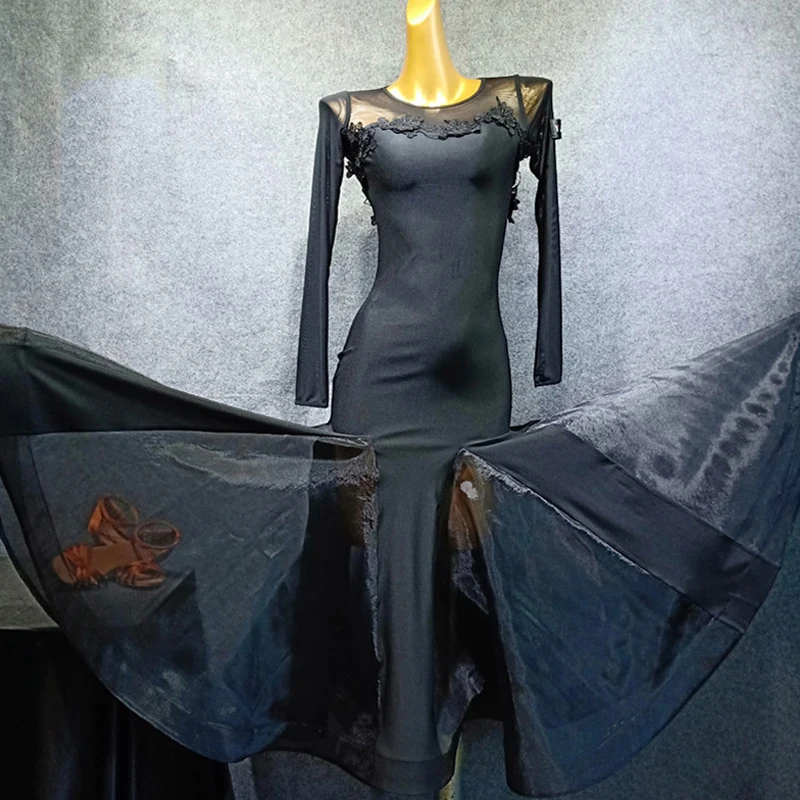 New Ballroom Dance Competition Dresses Elegant Black Waltz Dress Long Sleeve Dress Big Hem Womens Ballroom Dresses VDB506
New Ballroom Dance Competition Dresses Elegant Black Waltz Dress Long Sleeve Dress Big Hem Womens Ballroom Dresses VDB506