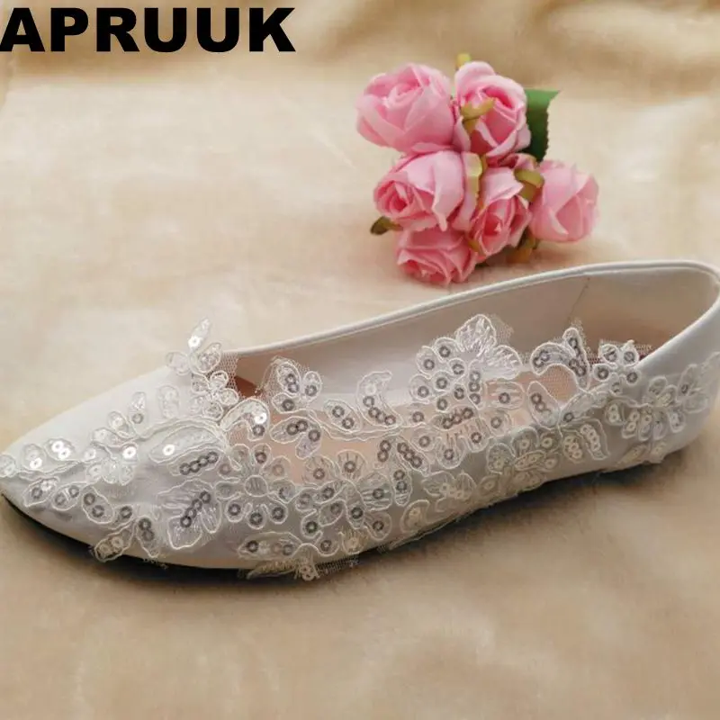 Fashion glitter bling sequins flat heel wedding shoes women round toes slip on spring autumn bridal proms dress flats shoe
Fashion glitter bling sequins flat heel wedding shoes women round toes slip on spring autumn bridal proms dress flats shoe