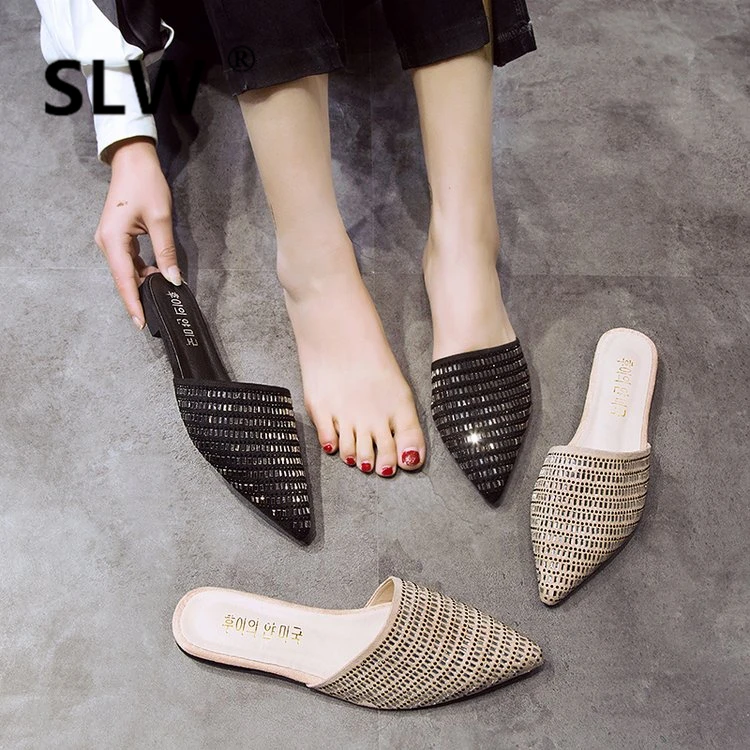 women summer outdoor Low Square heel slipper mules Pointed Toe Crystal Flat closed toe Slides PVC loafer woman outside slides
women summer outdoor Low Square heel slipper mules Pointed Toe Crystal Flat closed toe Slides PVC loafer woman outside slides