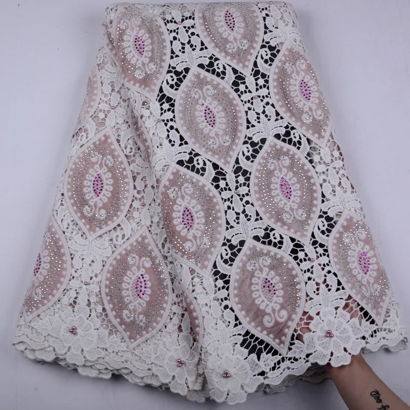 African Tulle Lace Fabric 2019 African Velvet Lace Fabric High Quality Milk Silk With Stone Nigerian Embroidery Tulle Lace 1526B
African Tulle Lace Fabric 2019 African Velvet Lace Fabric High Quality Milk Silk With Stone Nigerian Embroidery Tulle Lace 1526B
