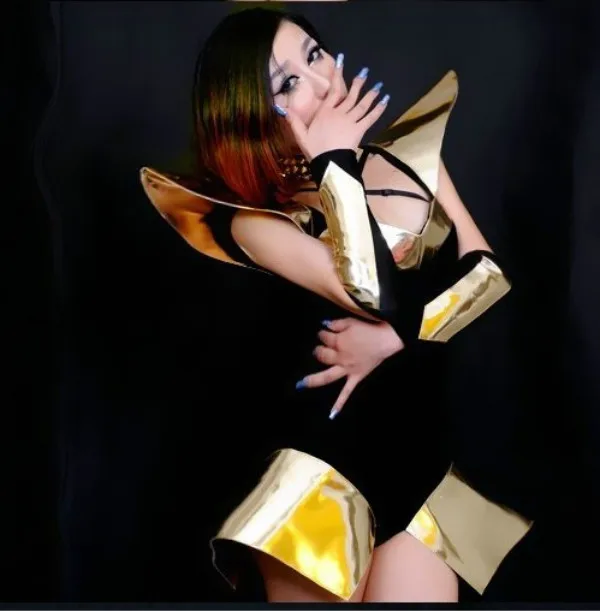 new nightclub bar DS fluorescent gradient triangle high fork Siamese Jazz DJ stage costumes women freeshipping
new nightclub bar DS fluorescent gradient triangle high fork Siamese Jazz DJ stage costumes women freeshipping