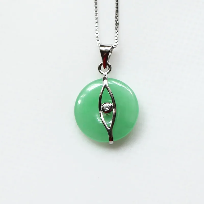 Delicate Chinese Style Pendant Necklace Pure 925 Sterling Silver with Nature Green Stone New Arrival Fashion Jewelry S0020
Delicate Chinese Style Pendant Necklace Pure 925 Sterling Silver with Nature Green Stone New Arrival Fashion Jewelry S0020
