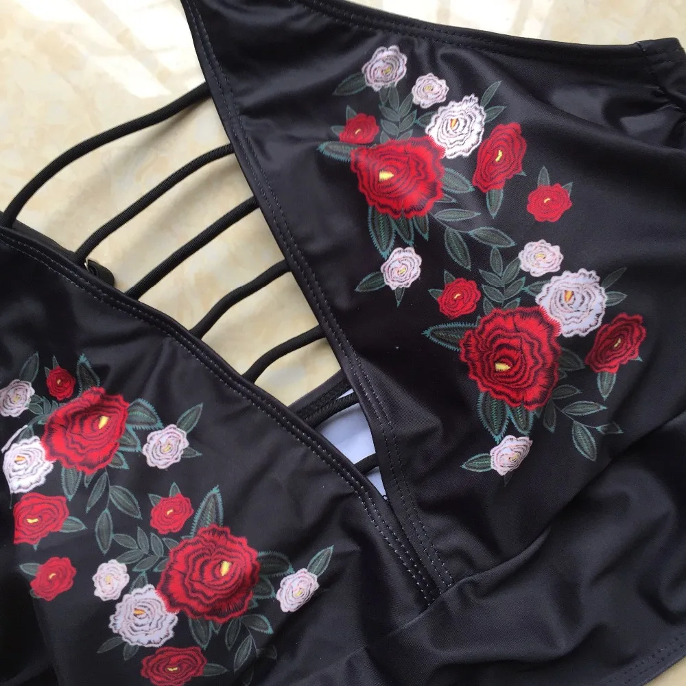 Large Size Black High Cut Women Bikini set High Waisted Floral Retro Swimsuits Plus Size XL to 5XL Female Biquini Sexy Beachwear
Large Size Black High Cut Women Bikini set High Waisted Floral Retro Swimsuits Plus Size XL to 5XL Female Biquini Sexy Beachwear
