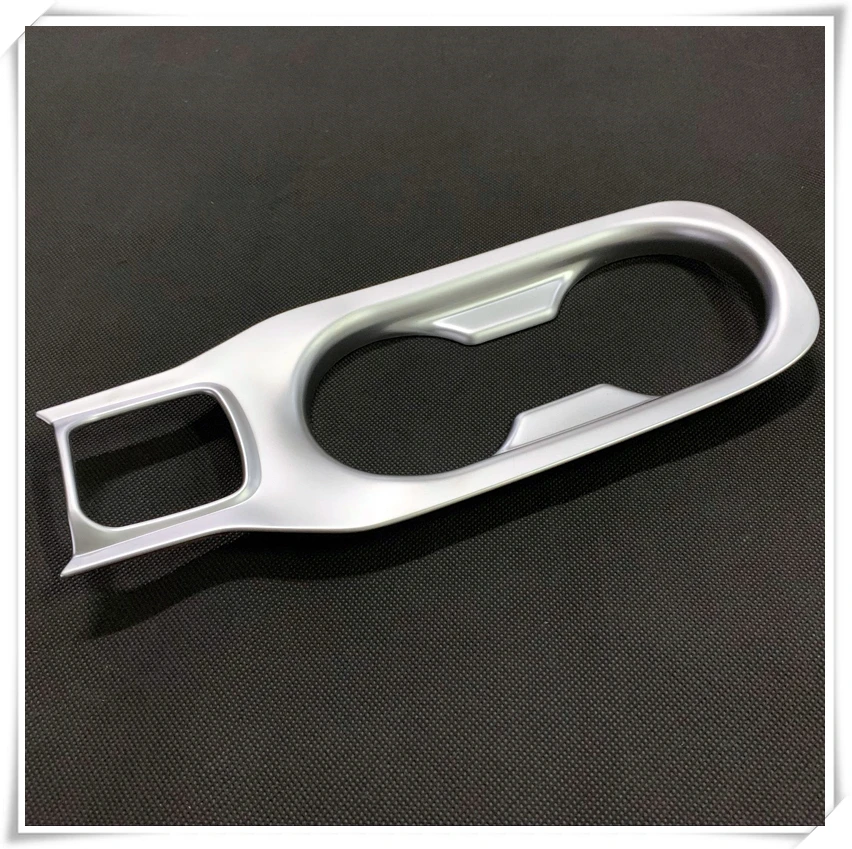 For Toyota Corolla Hatchback 2019 2020 ABS Matte Interior Front Water Cup Holder Cover Trim 1pcs Car Styling
For Toyota Corolla Hatchback 2019 2020 ABS Matte Interior Front Water Cup Holder Cover Trim 1pcs Car Styling