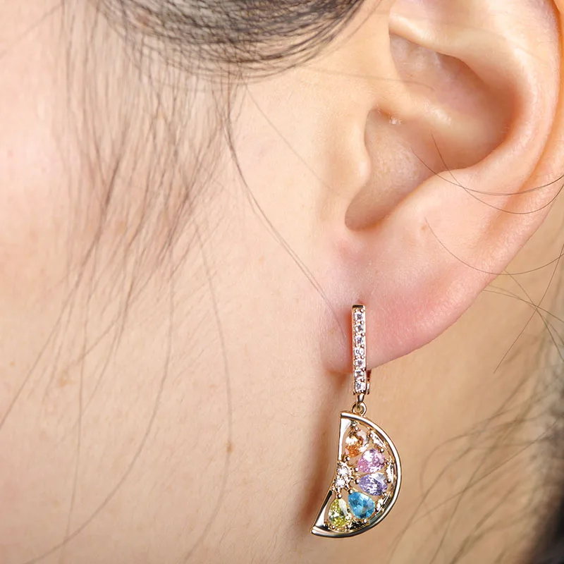 MECHOSEN Fashion Lemon Shape Stud Earrings For Women Girls Pave Setting Colorful Zirconia Brincos Gold Color English Lock Earing
MECHOSEN Fashion Lemon Shape Stud Earrings For Women Girls Pave Setting Colorful Zirconia Brincos Gold Color English Lock Earing