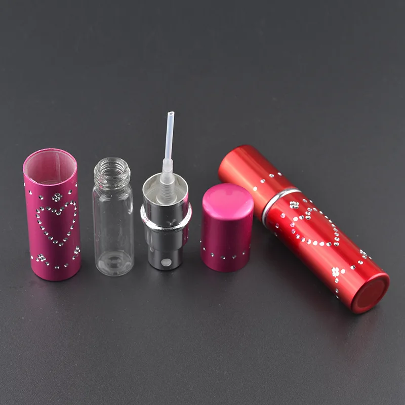 Single-heart Foil Portable Spray Bottle Perfume Glass Perfume Bottle 10MLCosmetic Perfume Tube Atomizer 5PCS/LOT
Single-heart Foil Portable Spray Bottle Perfume Glass Perfume Bottle 10MLCosmetic Perfume Tube Atomizer 5PCS/LOT
