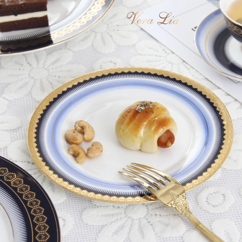 Creative High-grade Bone China Round Western Dish Set Ceramic Steak Plate Home Decoration Dinnerware Wedding Gifts
Creative High-grade Bone China Round Western Dish Set Ceramic Steak Plate Home Decoration Dinnerware Wedding Gifts