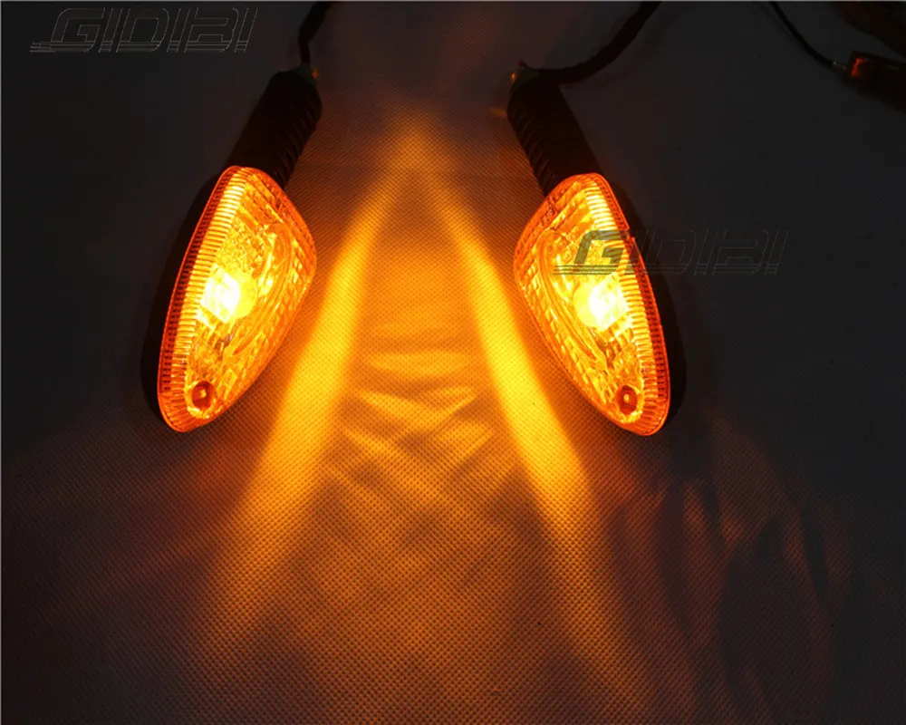 Motorcycle Front Rear Turn Signal Indicator Light For BMW R1200 C 1996-2003 R1200 Montauk 2003 2004 2005 
Motorcycle Front Rear Turn Signal Indicator Light For BMW R1200 C 1996-2003 R1200 Montauk 2003 2004 2005