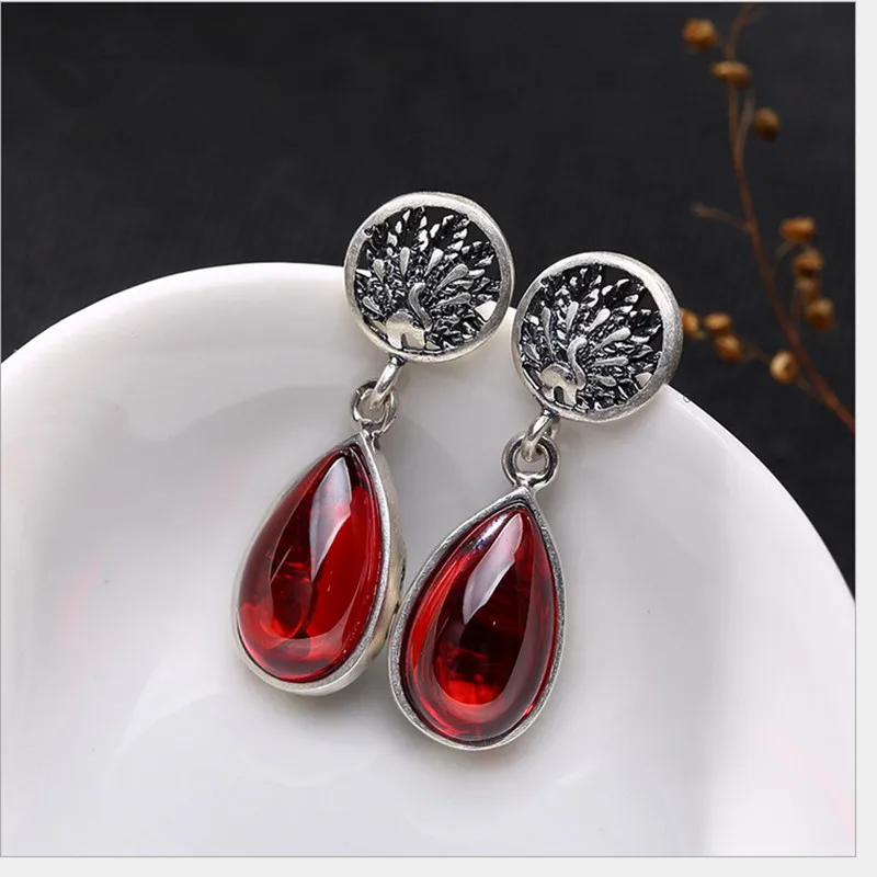 Uglyless Real S 999 Fine Silver Women Luxury Natural Chalcedony Waterdrop Earrings Engraved Phoenix Brincos Ethnic Dress Bijoux
Uglyless Real S 999 Fine Silver Women Luxury Natural Chalcedony Waterdrop Earrings Engraved Phoenix Brincos Ethnic Dress Bijoux