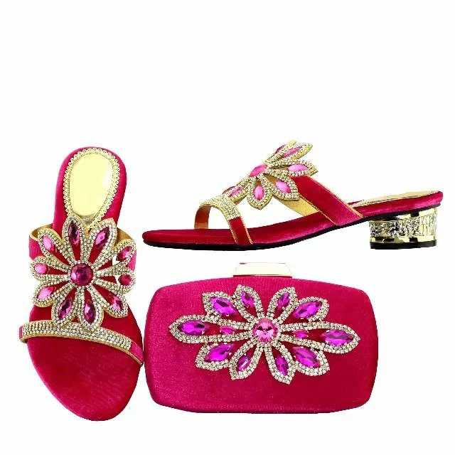 Beautiful fuchsia crystal women kitten heel shoes with rhinestone flower design african shoes match handbag set for dress V51-1
Beautiful fuchsia crystal women kitten heel shoes with rhinestone flower design african shoes match handbag set for dress V51-1