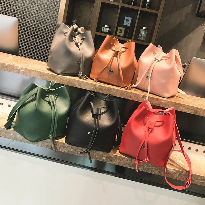 Fashion Drawstring Women bag simple high capacity Women handbags trend selling PU leather shoulder bag crossbody bag
Fashion Drawstring Women bag simple high capacity Women handbags trend selling PU leather shoulder bag crossbody bag