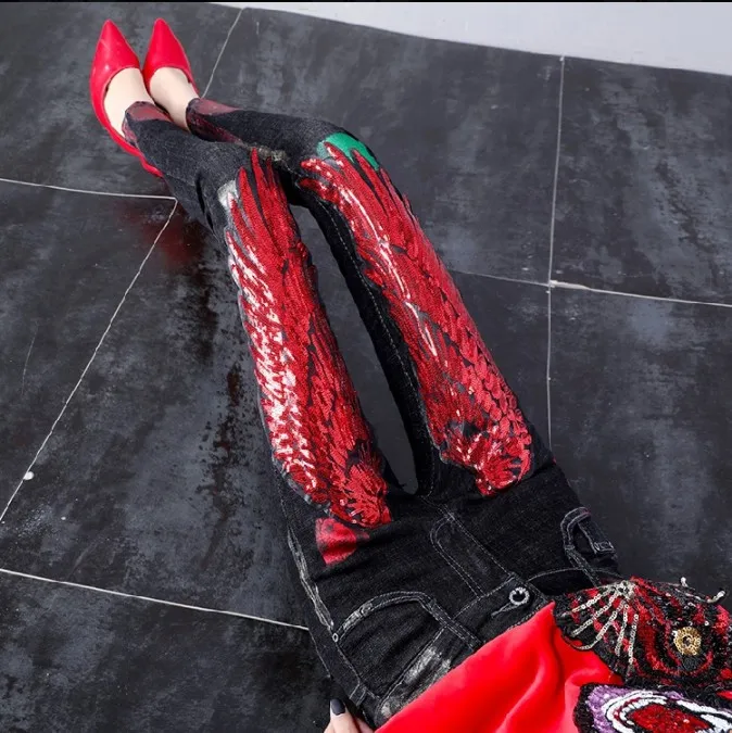 New Fashion Spring and Autumn Female Korean Denim Trousers Students Red Wing Sequined Jeans Gold Stamped Slim Pencil Pants
New Fashion Spring and Autumn Female Korean Denim Trousers Students Red Wing Sequined Jeans Gold Stamped Slim Pencil Pants