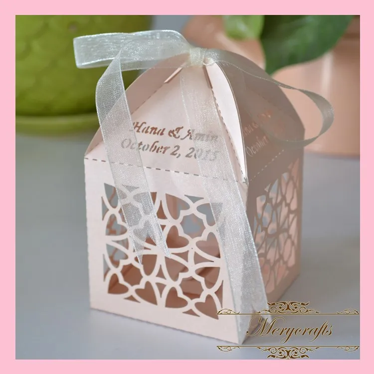Beautiful heart flower design for wedding decoration laser cut wedding boxes for guests
Beautiful heart flower design for wedding decoration laser cut wedding boxes for guests
