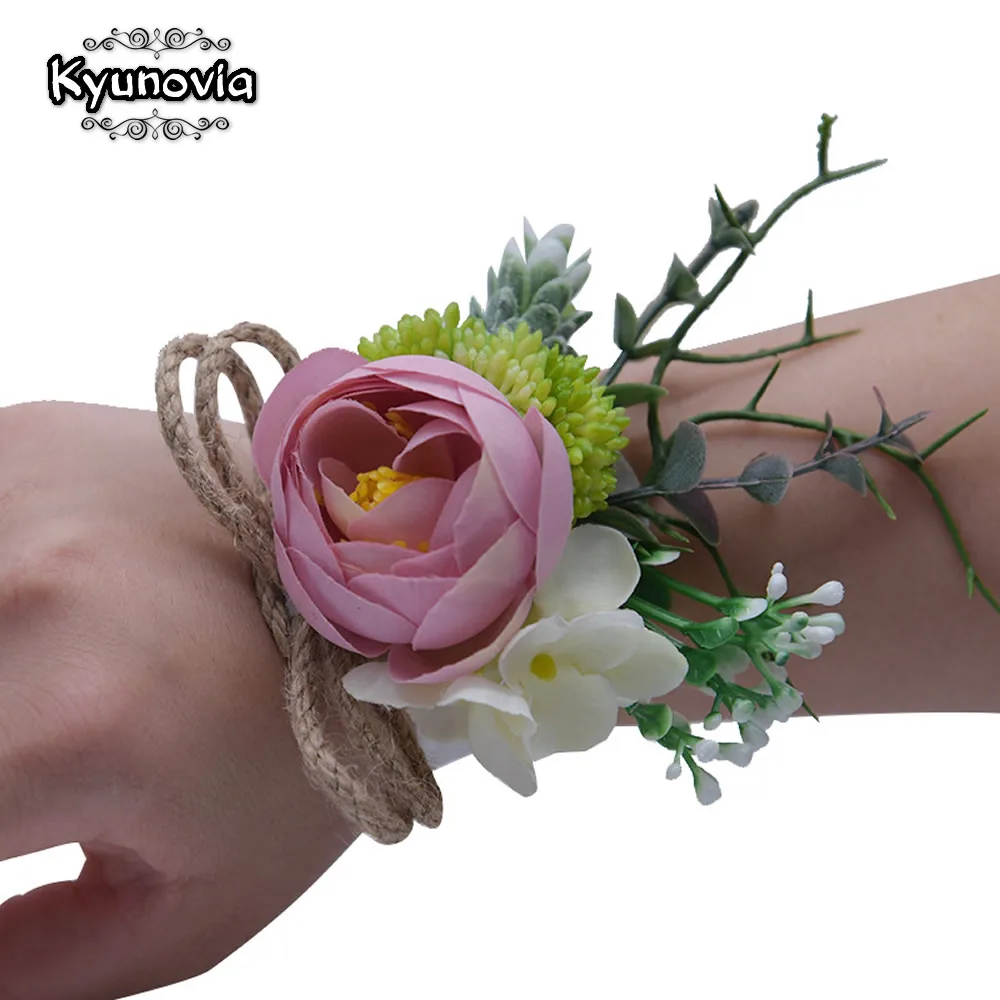 Kyunovia Bridesmaid Hand Flowers Women's Wedding Bracelet Bridal Prom Wrist Corsage Blush Pink Silk Flowers Corsage FE102
Kyunovia Bridesmaid Hand Flowers Women's Wedding Bracelet Bridal Prom Wrist Corsage Blush Pink Silk Flowers Corsage FE102