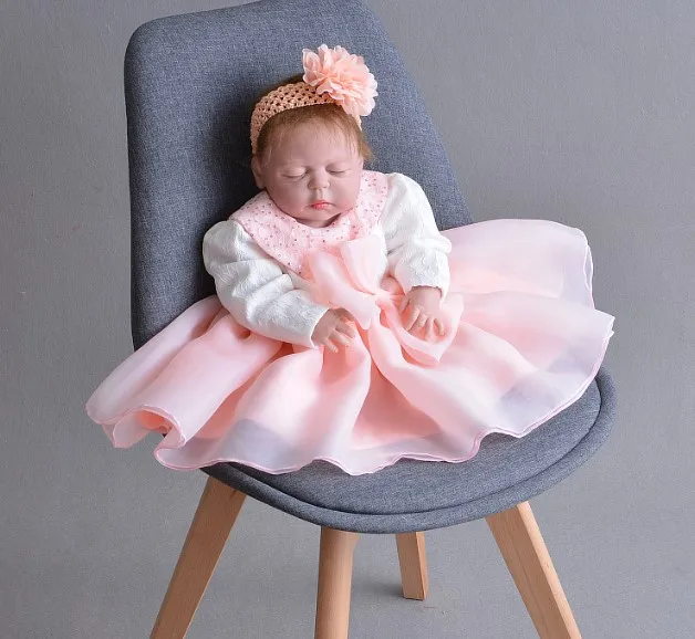 22'' 55cm Silicone Full Body Bebe Reborn Lifelike Baby Princess Newborn Fashion Juguetes for Baby Doll girls Birthday Gift toy
22'' 55cm Silicone Full Body Bebe Reborn Lifelike Baby Princess Newborn Fashion Juguetes for Baby Doll girls Birthday Gift toy