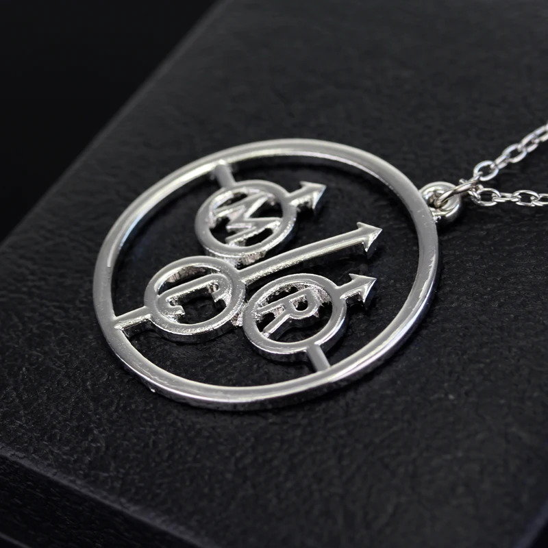 MQCHUN Rock Band MCR Necklace Music Band My Chemical Romance Pendant Necklace Fashion Silvery Metal Necklace for Women Men-30
MQCHUN Rock Band MCR Necklace Music Band My Chemical Romance Pendant Necklace Fashion Silvery Metal Necklace for Women Men-30